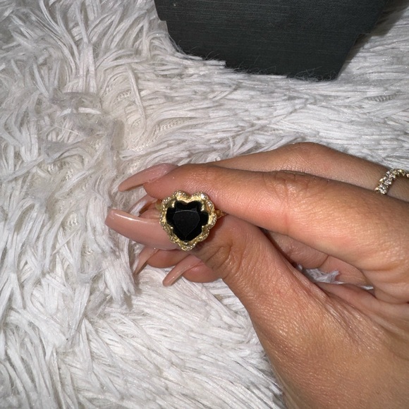 LOGAN HOLLOWELL ONE OF A KIND QUEEN RING ONYX HEART - Picture 6 of 13